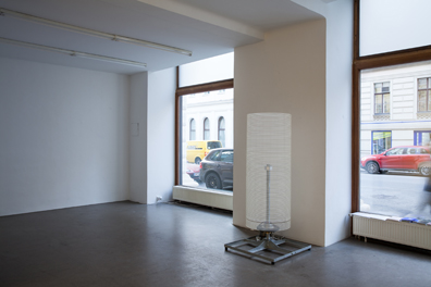 Max Frey: Metall, Maschine, LED
180 x 83 x 83 cm
Unikat. 
