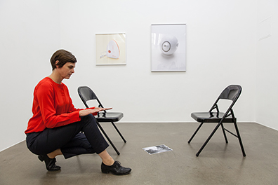 Shimmering, curated                 by Rike Frank: 
Sarah Pierce, Performance. 
