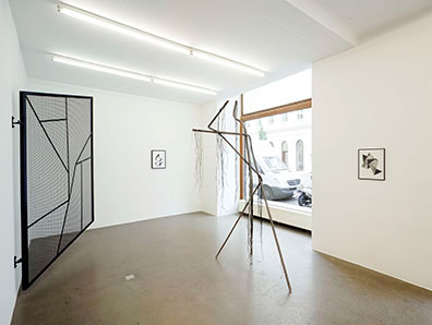 NOTES ON SCULPTURE, curated by Friederike Nymphius: . 