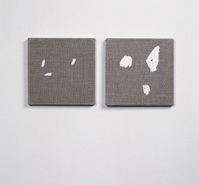 Jiří Kovanda: Diptych III, 1996
(2x) Dispersion auf ungrundierter Leinwand
je 25 x 25 cm. 