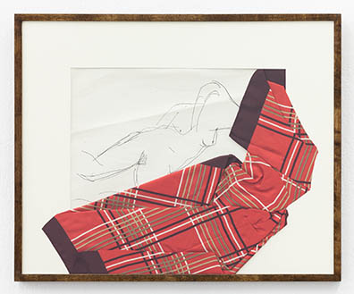 COLLAGE_Jiří Kolář . Jiří Kovanda . Dominik Lang  . Katja Strunz . Sofie Thorsen . Jenni Tischer : Dressed nudes ( red karo)
2016
Original Zeichnung seines Vaters Jiri Lang, Stoff, alter Bilderrahmen / Original drawing of his father Jiri Lang, fabric, old frame
37x44 cm Unikat/unique. Jiri Kovanda
