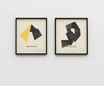 COLLAGE_Jiří Kolář . Jiří Kovanda . Dominik Lang  . Katja Strunz . Sofie Thorsen . Jenni Tischer : open the past, 2017
Collage auf Papier / Collage on paper 
31 x 27 cm, Unikat / Unique

Ohne Titel, 2017
Collage auf Papier / Collage on paper 
31 x 27 cm, Unikat / Unique

Ausstellungsansicht / Installation view. Jiri Kovanda