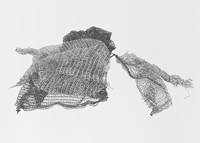 Sonja Gangl : Bleistift auf Papier, 33,5 x 47 cm, Blattgröße: 34,7 x 48,2 cm rückseitig si- gniert, montiert auf säurefreiem Karton, gerahmt Eiche schwarz gebeizt, entspiegeltes Museumsglas Mirograd/UV-Schutz. Unikat 

. 