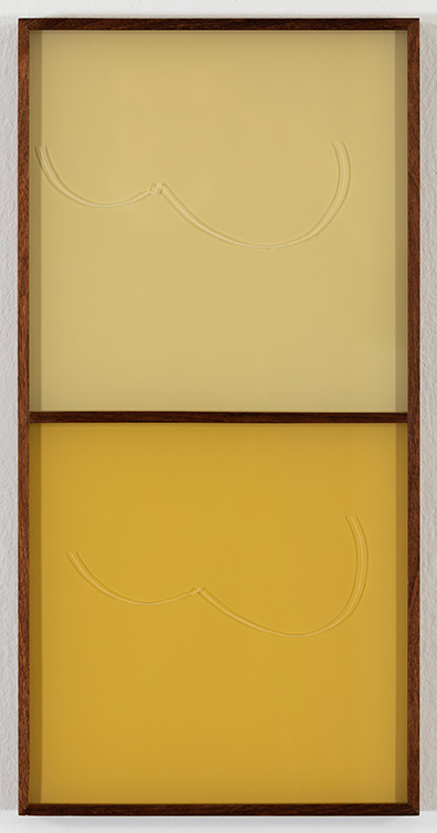 Sebastian Koch: 
Glas, Holz / glass, wood. 