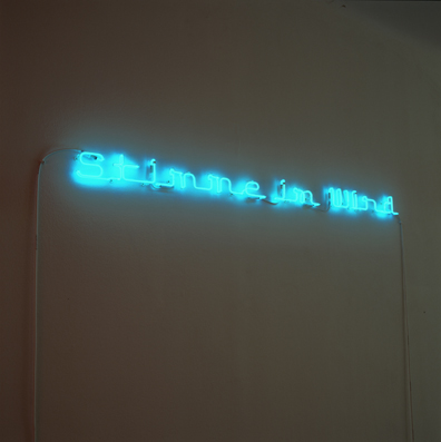 Isabell Heimerdinger: 2007
Neon, Unikat, 10 x 170 cm
. 