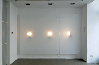 Brigitte Kowanz:  Eschenbachgasse 9, Wien. 