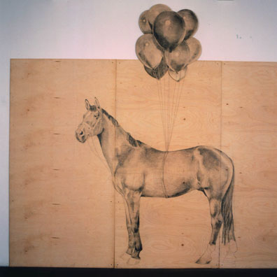 Hannah Dougherty: Bleistift auf Holz, 6-teilig, ca. 250 x 375 cm. 
